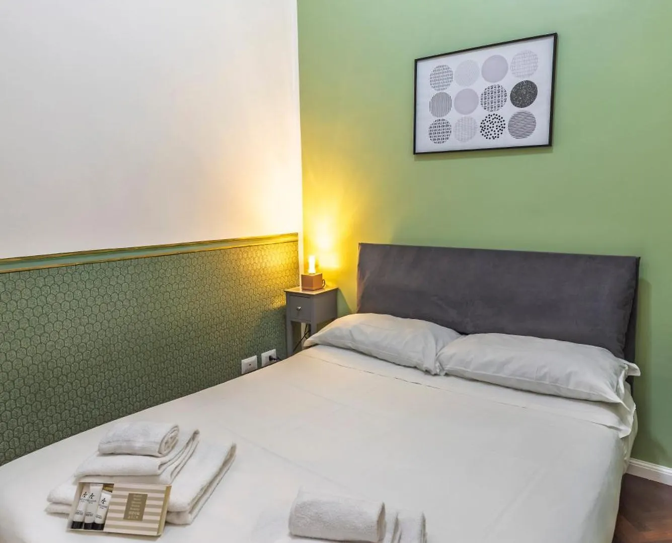 Domus Flavia Monti Apartment Rome Italy