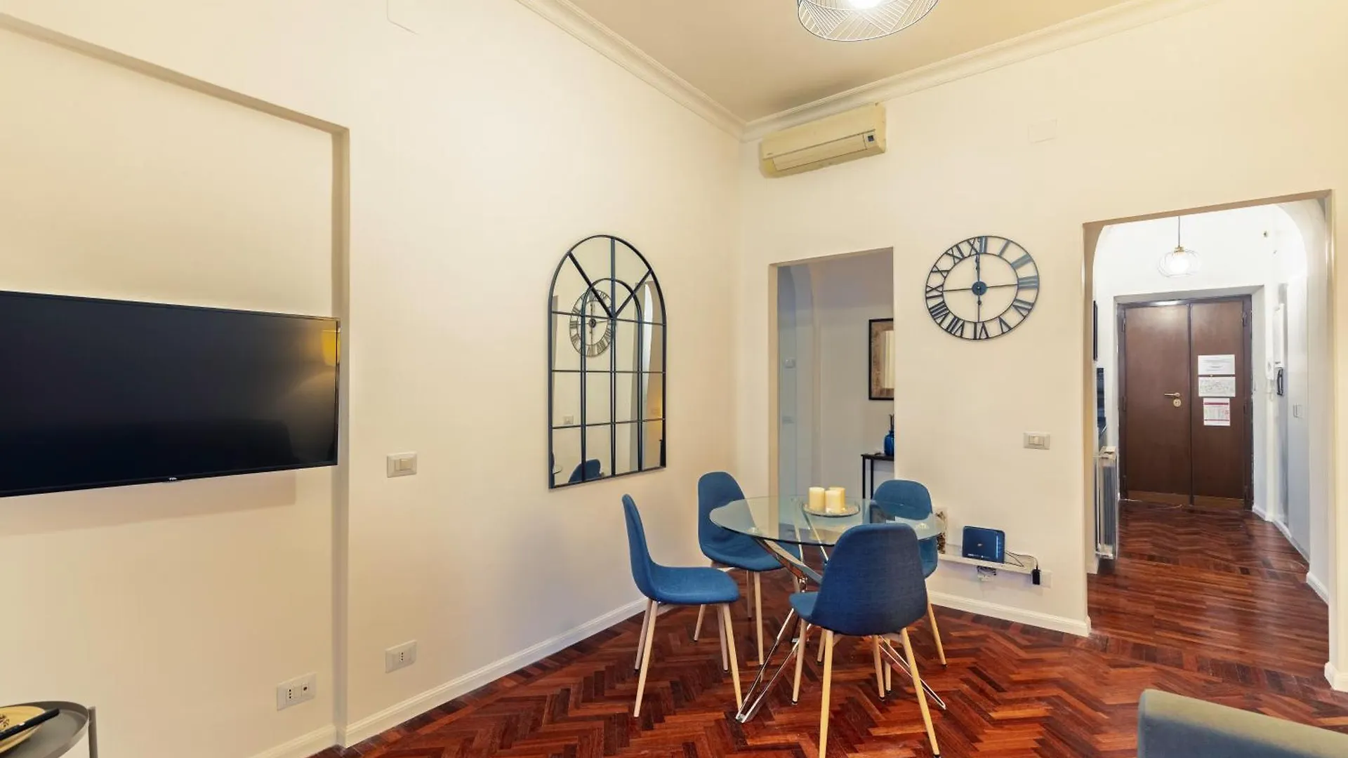 Domus Flavia Monti Apartment Rome 0*,  Italy